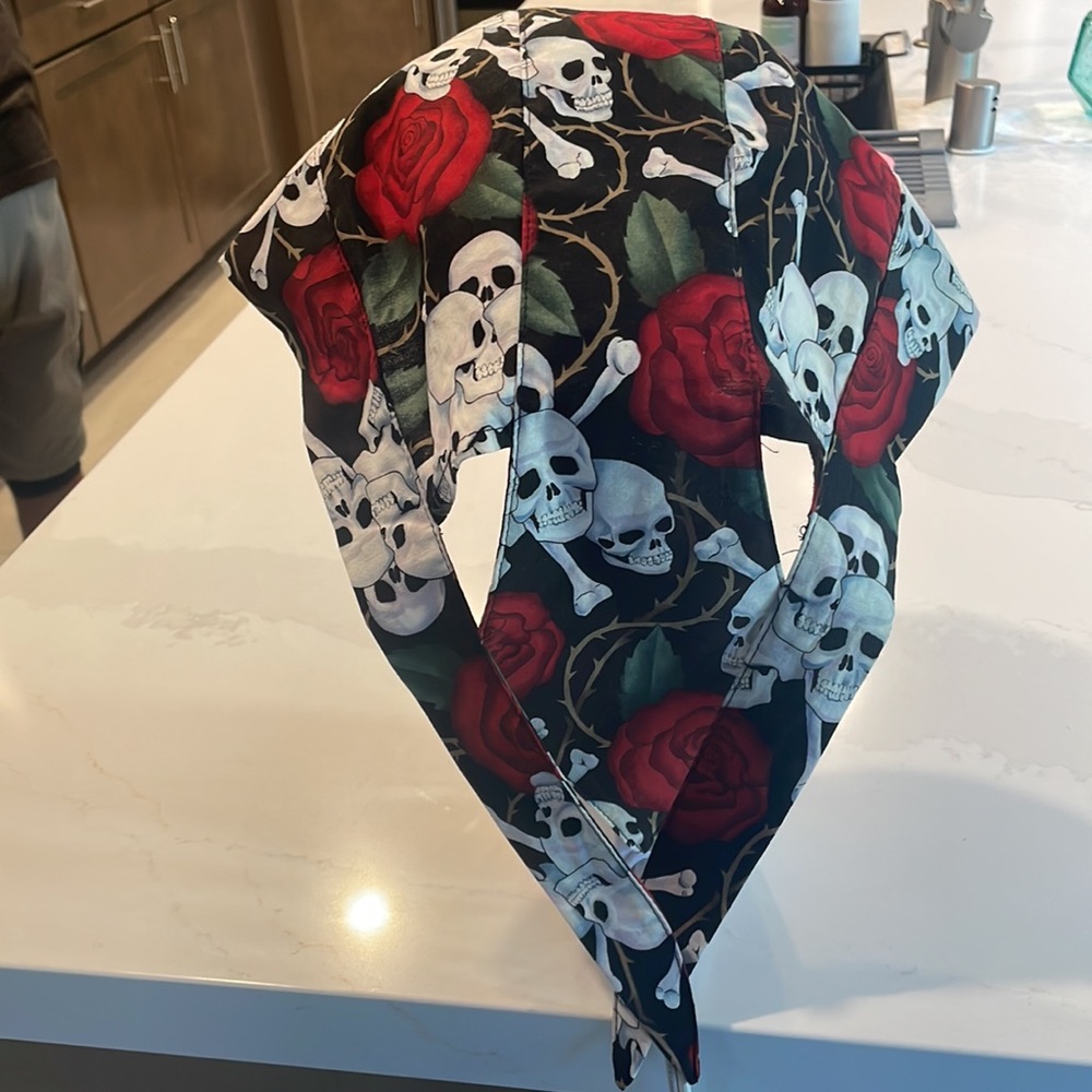 Women’s Motorcycle Skull & Roses Biker Bandana